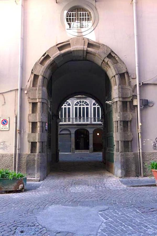 Around Toledo Hotel Naples Exterior photo